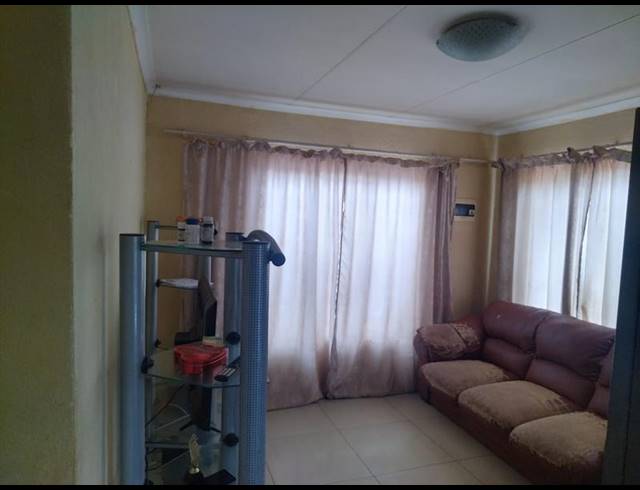 3 BEDROOM PROPERTY TO RENT IN SOSHANGUVE VV